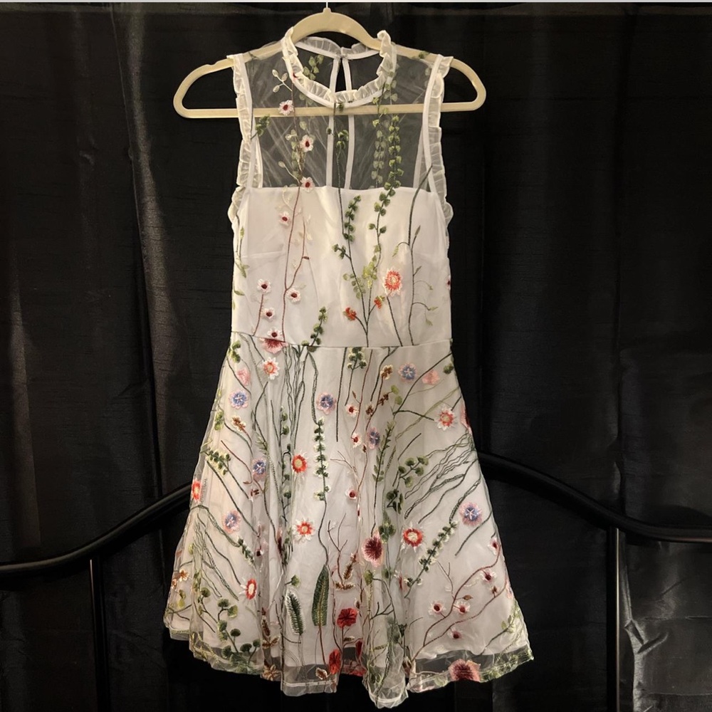 City Studio White Floral Embroidered Dress